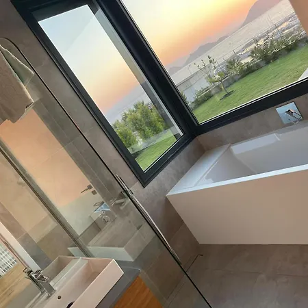 Luxury With Stunning Sea View And Spectacular Sunsets